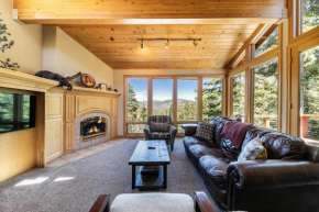 Eagles Nest- Hot Tub- Pool Table- Shuttle to Slopes